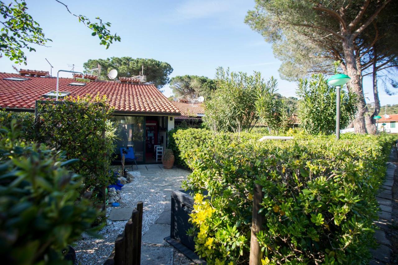 I Chioppi 4 - Goelba Apartment Capoliveri  Exterior photo