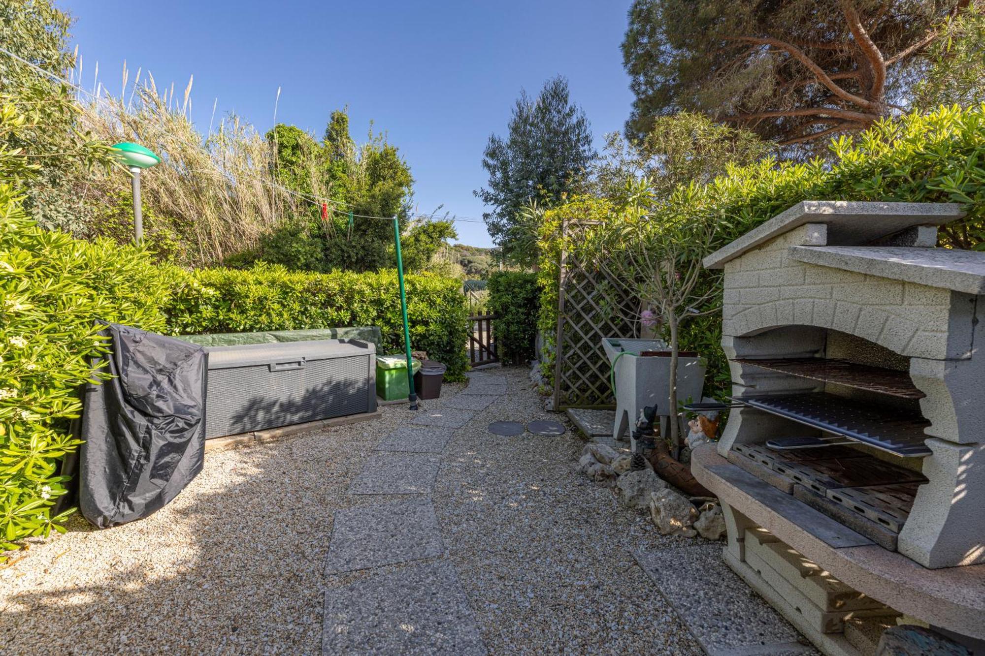 I Chioppi 4 - Goelba Apartment Capoliveri  Exterior photo